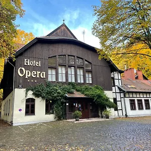 3* Hotel Opera